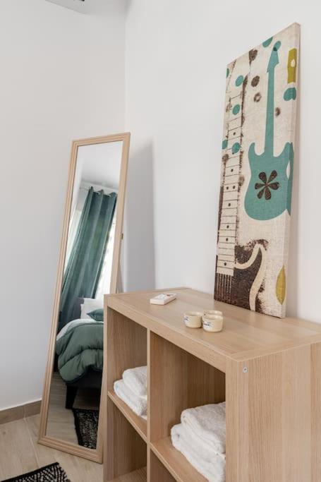 Brand New Bright Modern 6Bdr Apt-1Min To Acropolis Афины Экстерьер фото