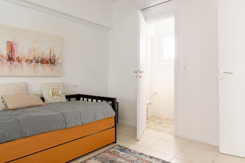 Brand New Bright Modern 6Bdr Apt-1Min To Acropolis Афины Экстерьер фото